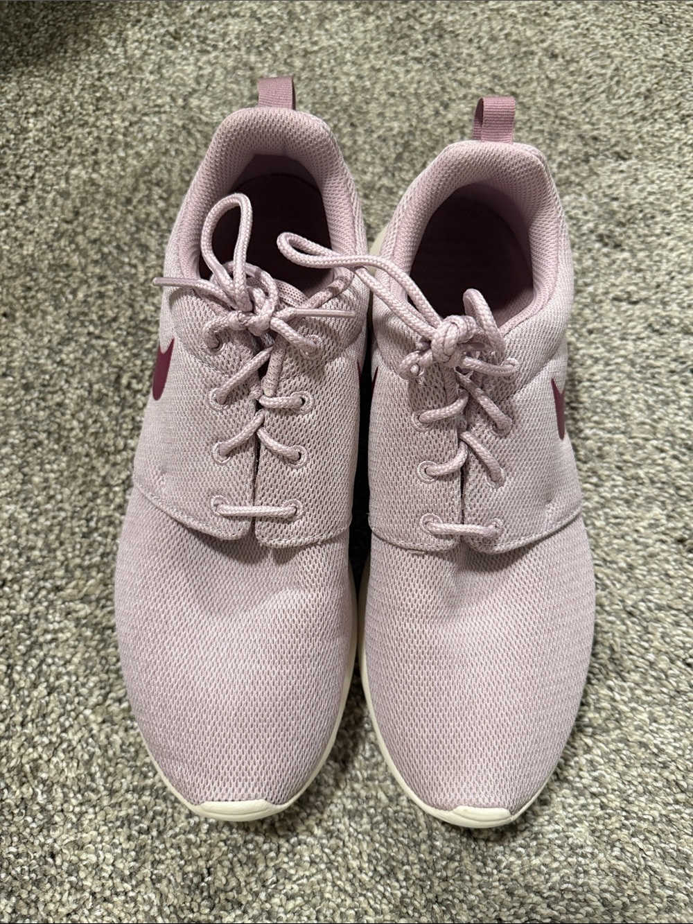 Nike Women’s Light Pink Mesh Sneakers